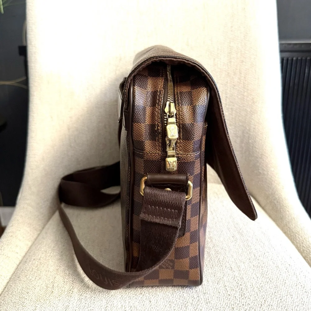 Authentic Louis Vuitton Ebene Shelton MM Damier unisex messanger bag brown - Picture 9 of 16